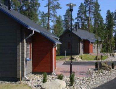 Matkailukeskus Rauhalahti  Rauhalahti Holiday Centre - Kuopio - 5 звездочный кемпинг расположенный на озере Kallavesi. Сауна, лыжи, пляж, мини-гольф, спа, караоке, круизный параход и многое др.